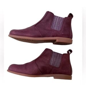 l Kodiak Chelsea Low Rider Boots Leather Red Size 7